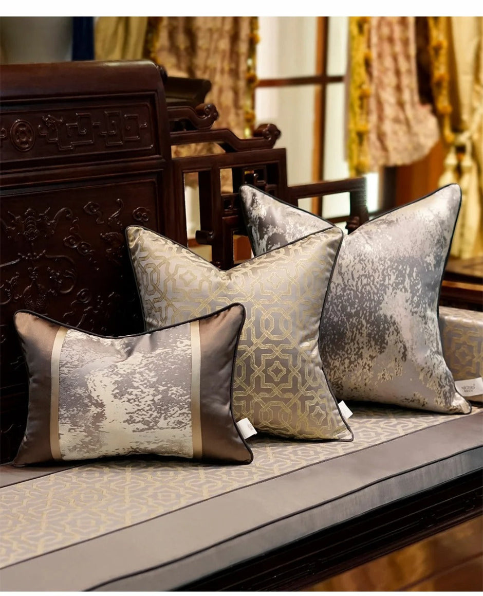 Embroidered Jacquard Polyester Pillow Case / Ruchi