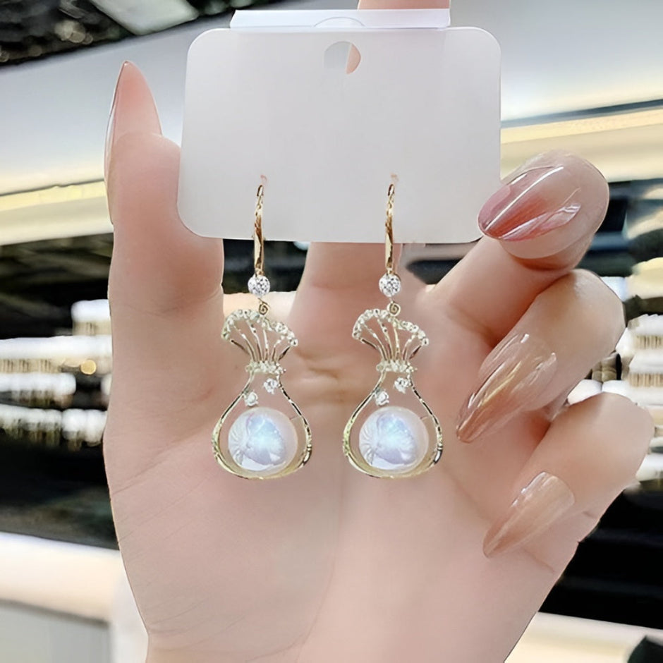 Round Cubic Zirconia Drop Earrings