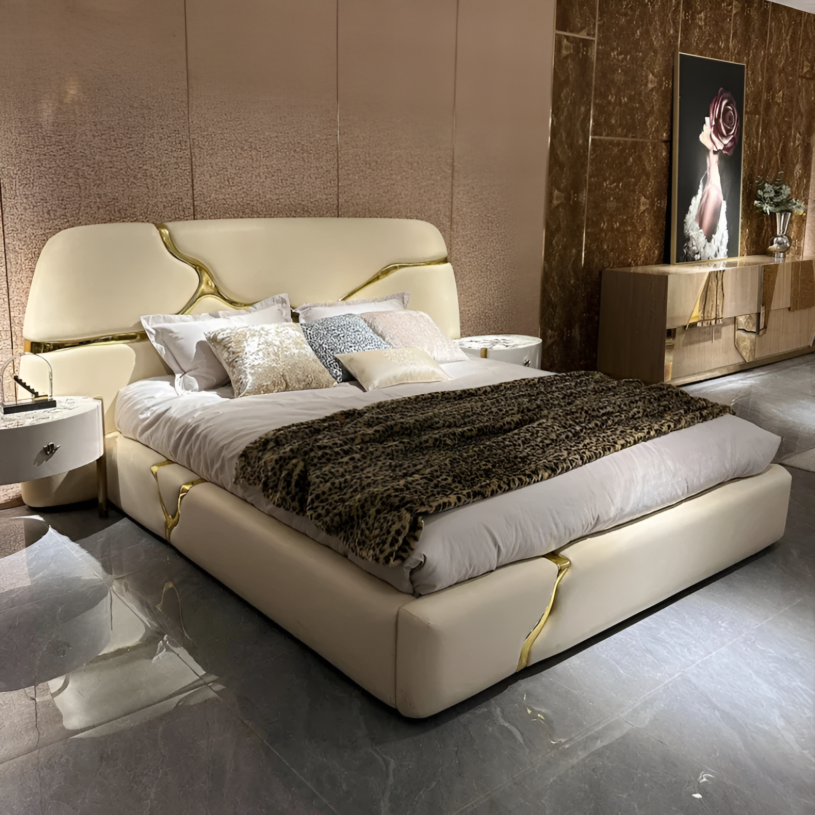 Crackel Design Leather Bedroom Set / Ruchi