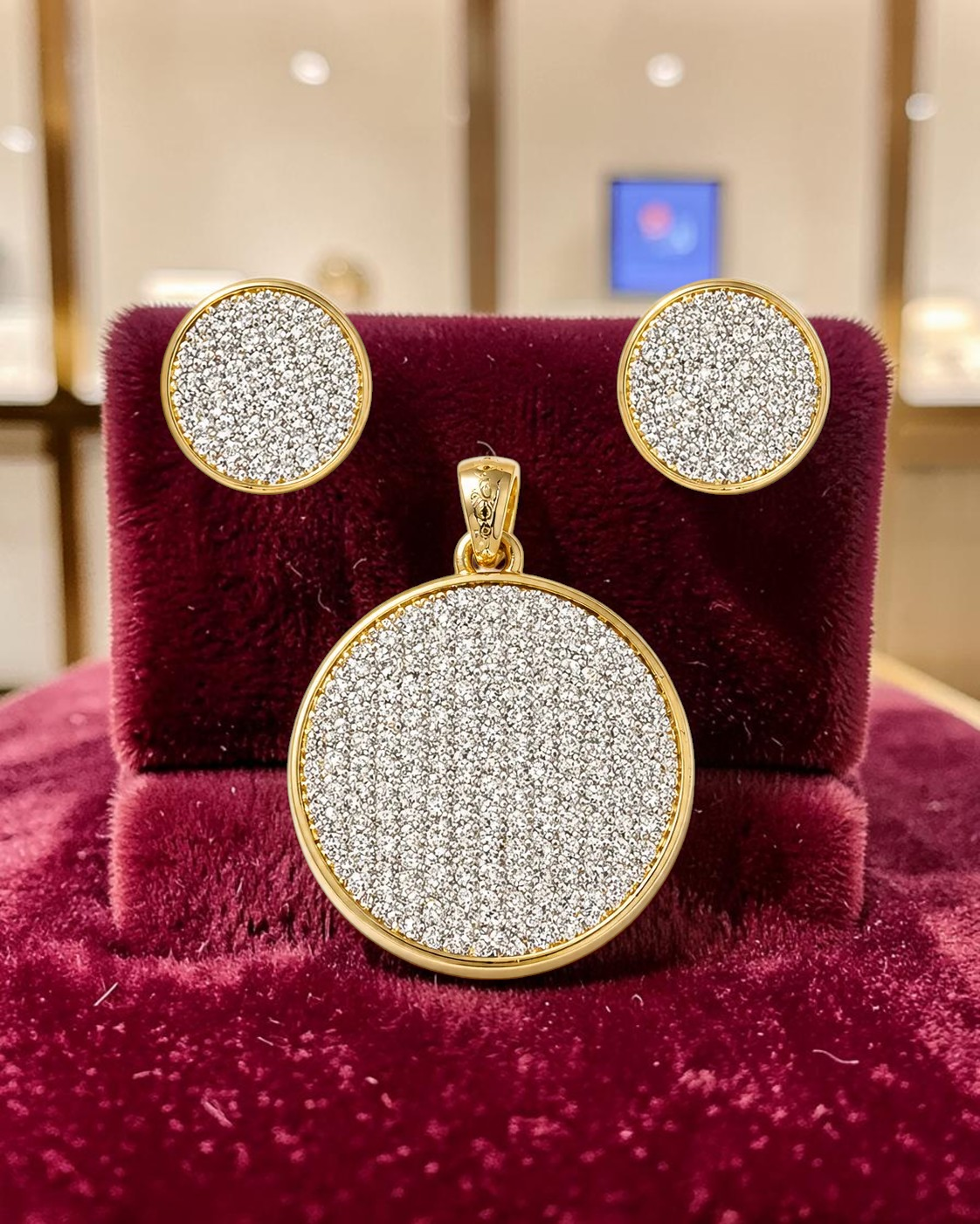 Circular American Diamond Earrings And Pendant Set / Ruchi