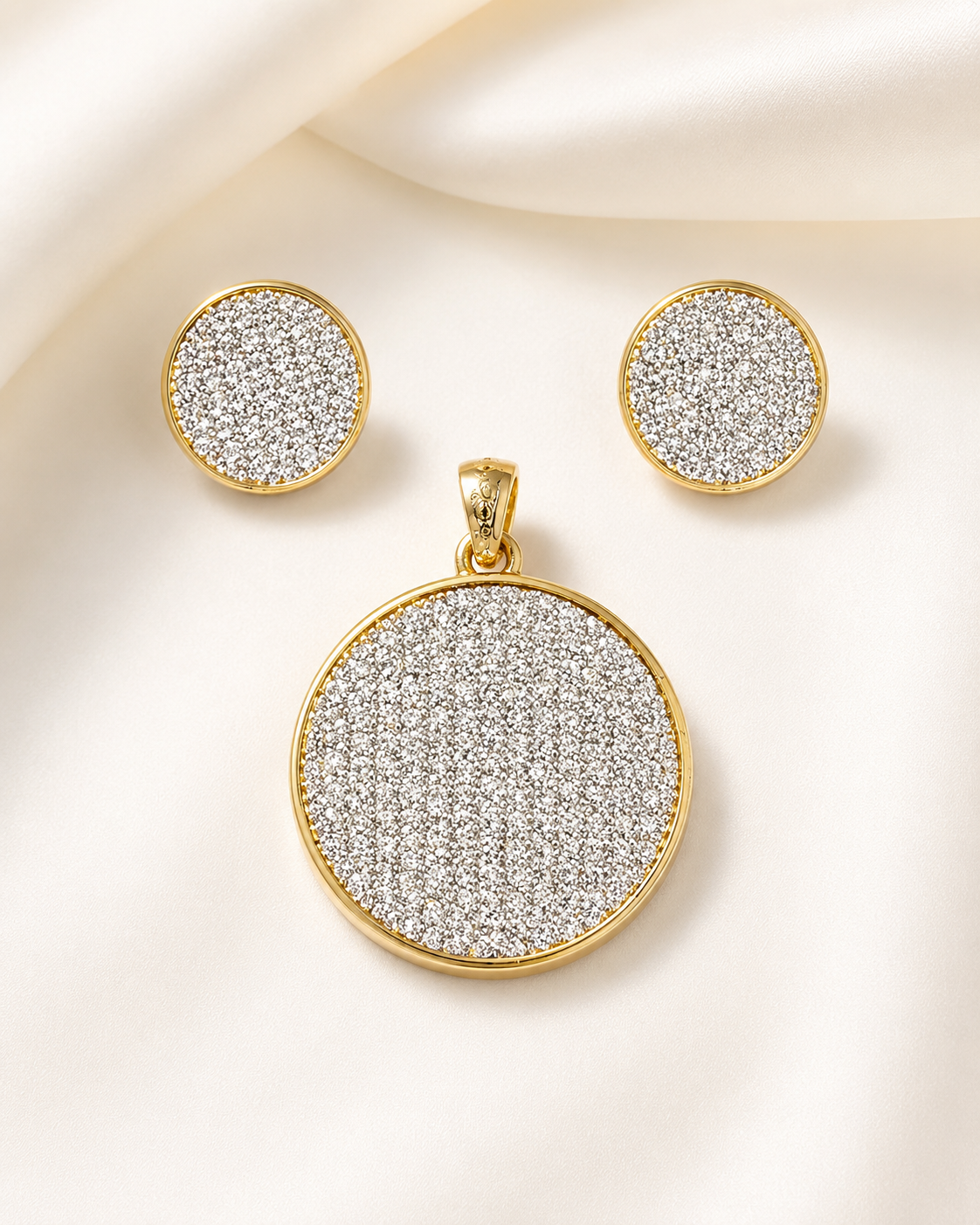 Circular American Diamond Earrings And Pendant Set / Ruchi
