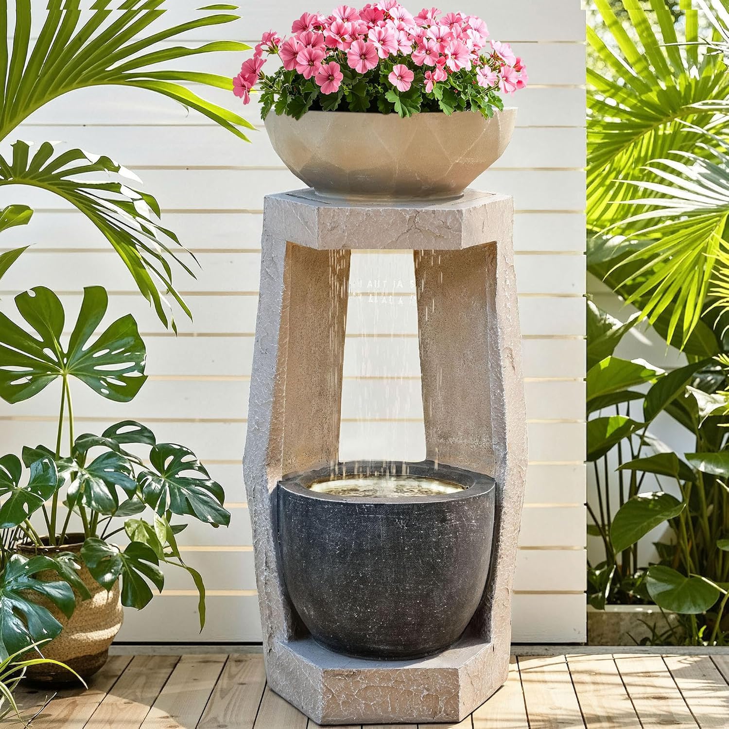 32-inch Resin and Fiberglass Outdoor Fountain with LED / Ruchi