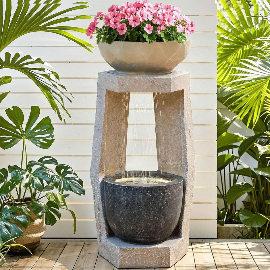 32-inch Resin and Fiberglass Outdoor Fountain with LED / Ruchi