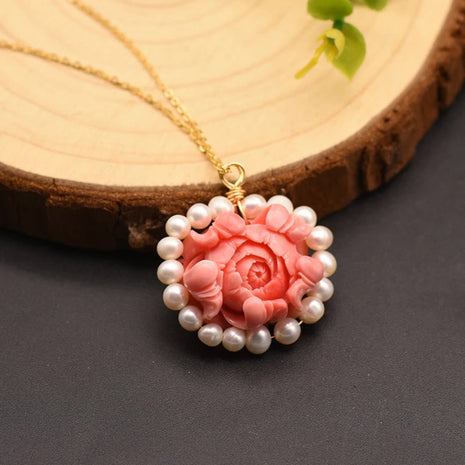 Pink Rose Pearl Petal Necklace / Ruchi