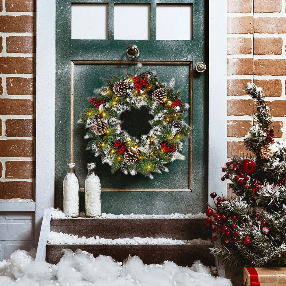 Artificial Christmas Wreath With LED Lights / Ruchi