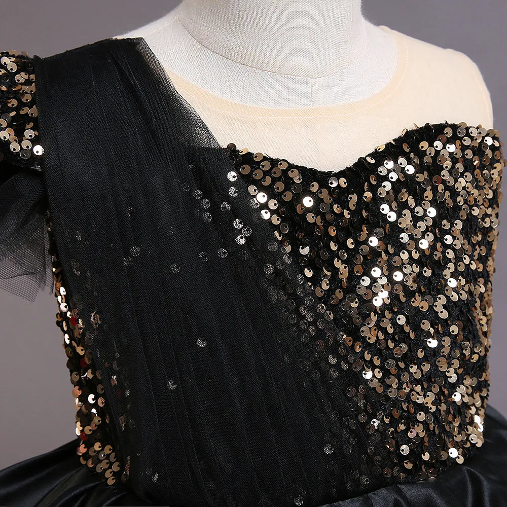 Fashionable Sequins Lace Style Party Dress / Ruchi