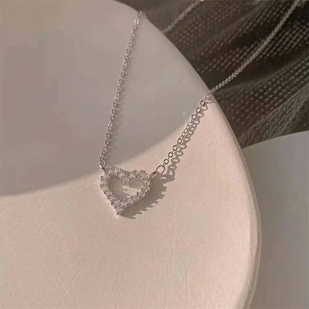Enchanting Love Pendant Cubic Zircon Crystal Metal Necklace / Ruchi