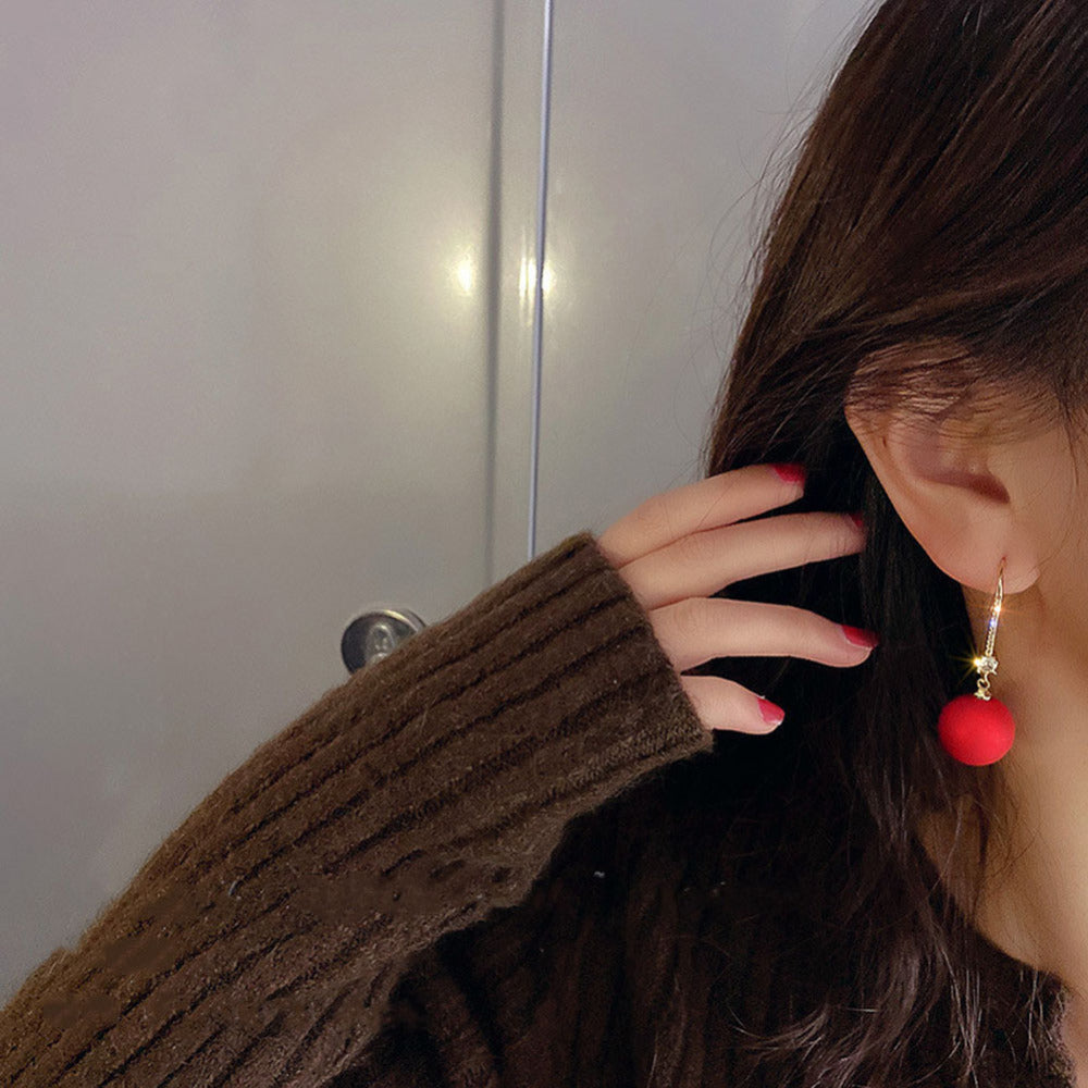 Lavish Round Zirconia Drop Earrings / Ruchi 