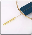 Modern Wall Clock With Pendulum / Ruchi