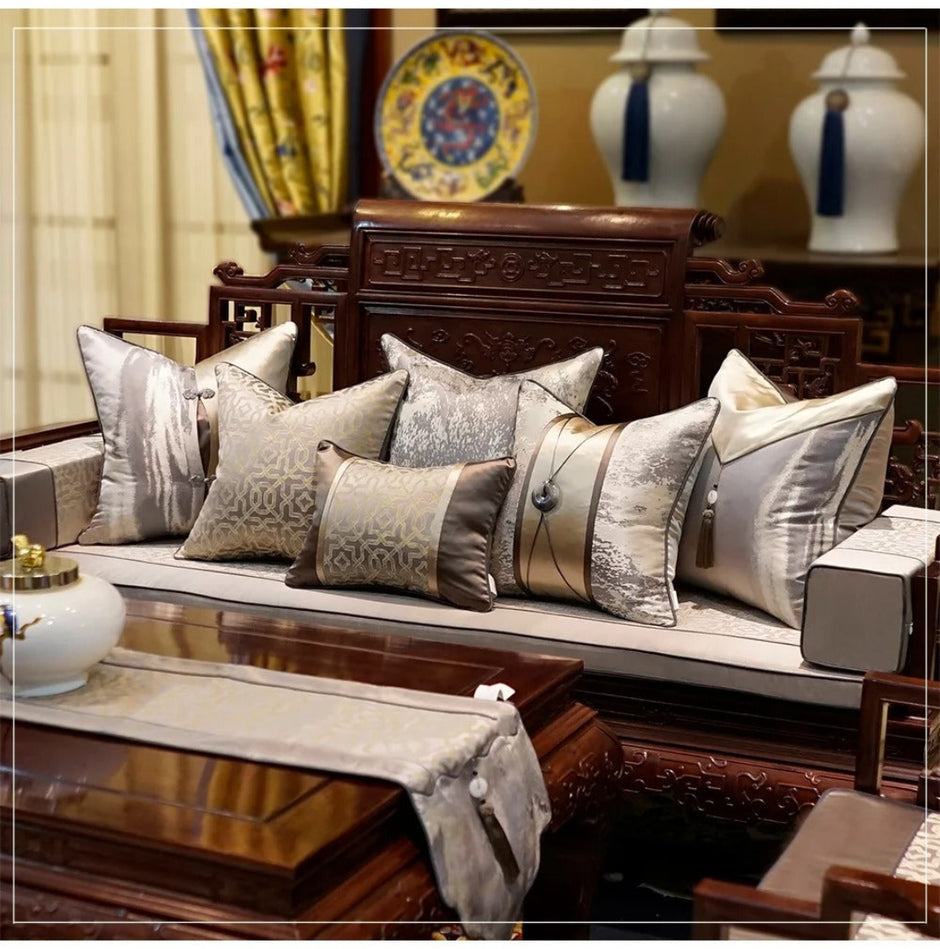 Embroidered Jacquard Polyester Pillow Case / Ruchi