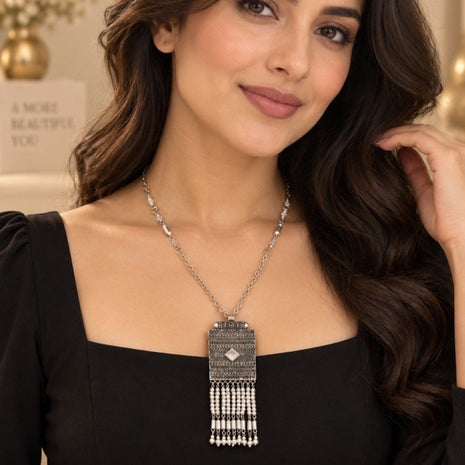 Bohemian Beaded Tassel Pendant Necklace / Ruchi