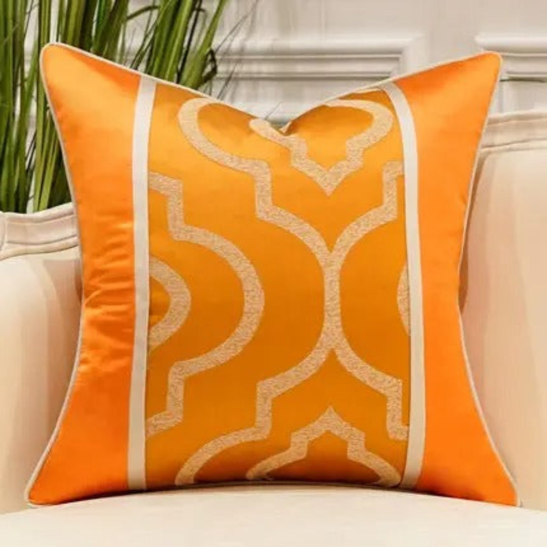 Embroidered Jacquard Pillow Case / Ruchi