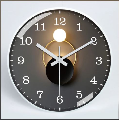 Classical Metal Style Round Wall Clock / Ruchi