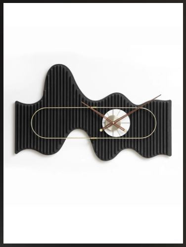 Modern Wooden Style Wall Clock / Ruchi