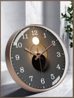 Classical Metal Style Round Wall Clock / Ruchi