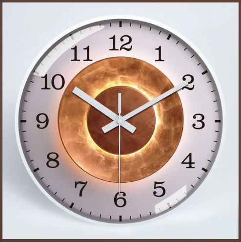 Classical Metal Style Round Wall Clock / Ruchi