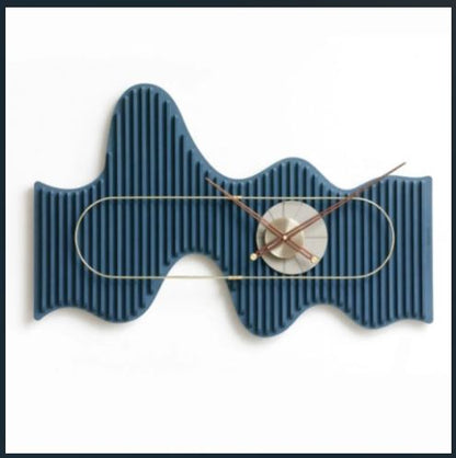 Modern Wooden Style Wall Clock / Ruchi