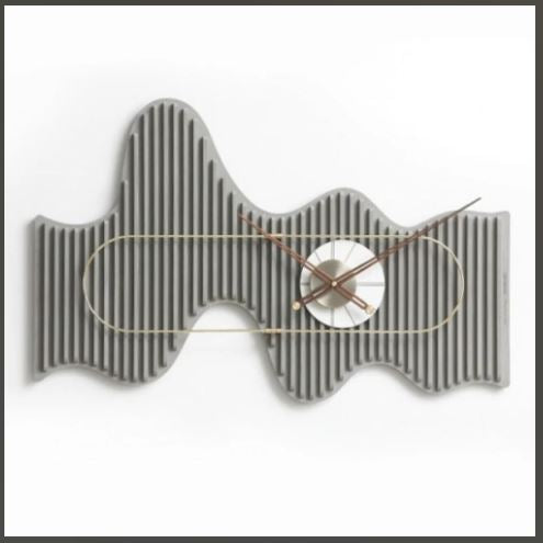 Modern Wooden Style Wall Clock / Ruchi