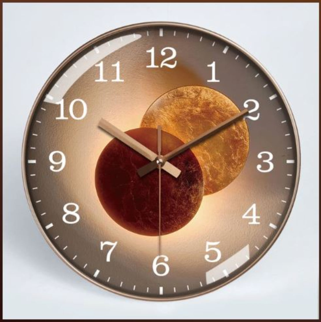 Classical Metal Style Round Wall Clock / Ruchi