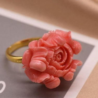 Coral Pendant Design Pearl Metal Ring / Ruchi