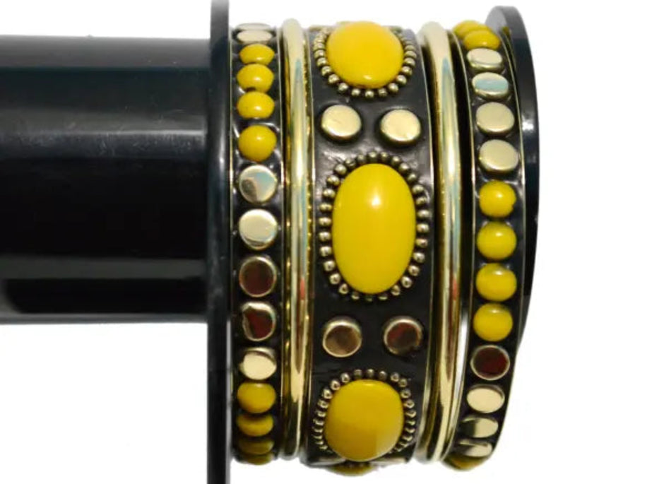 Black and Gold Stone Bracelet / Ruchi