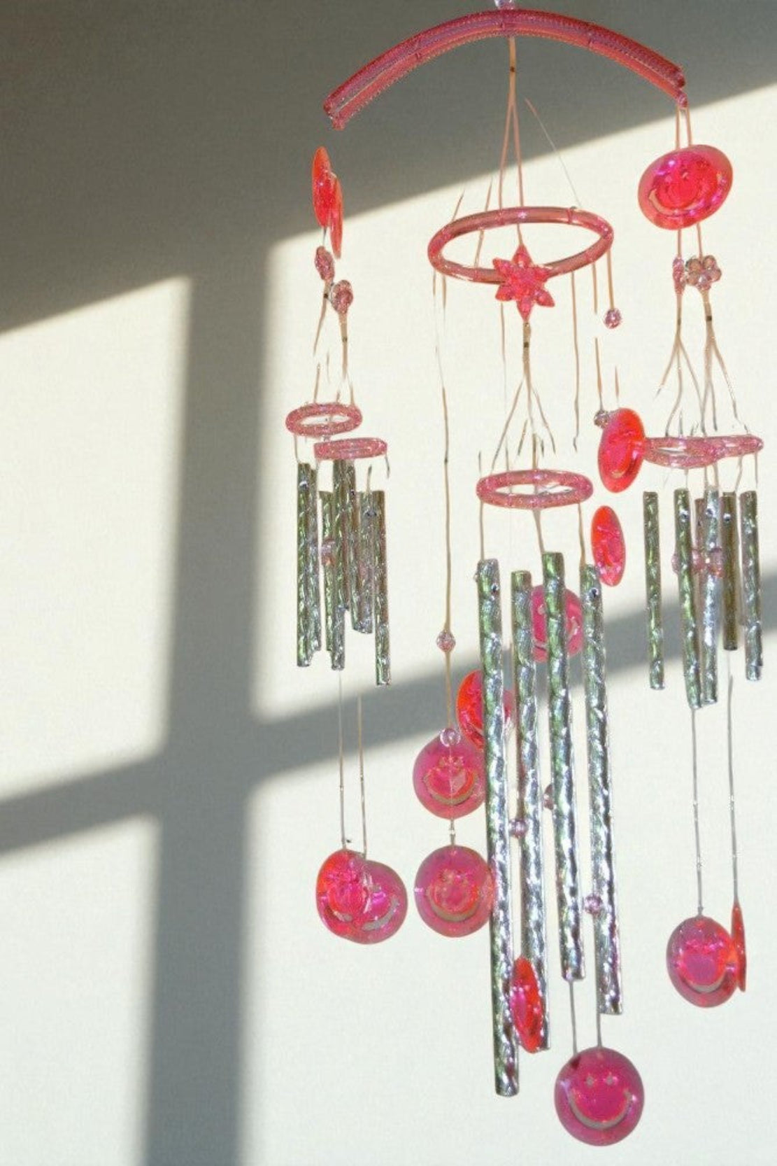 Imposing Pink Crystal Wind Chimes / Ruchi