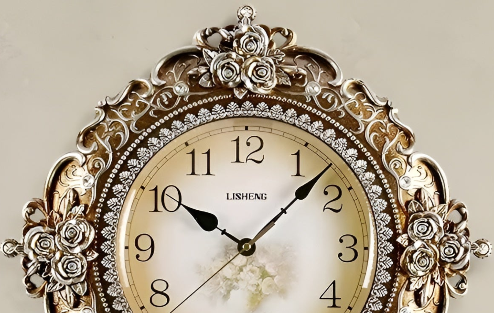 Decorative Wall Clock For Living Room / Ruchi