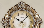 Decorative Wall Clock For Living Room / Ruchi