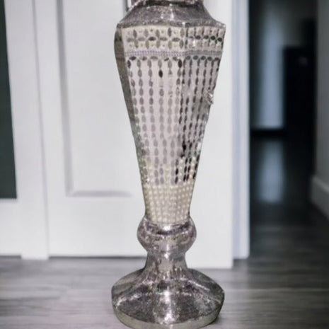 Large Trumpet Ceramic Vase For Flowers / Ruchi