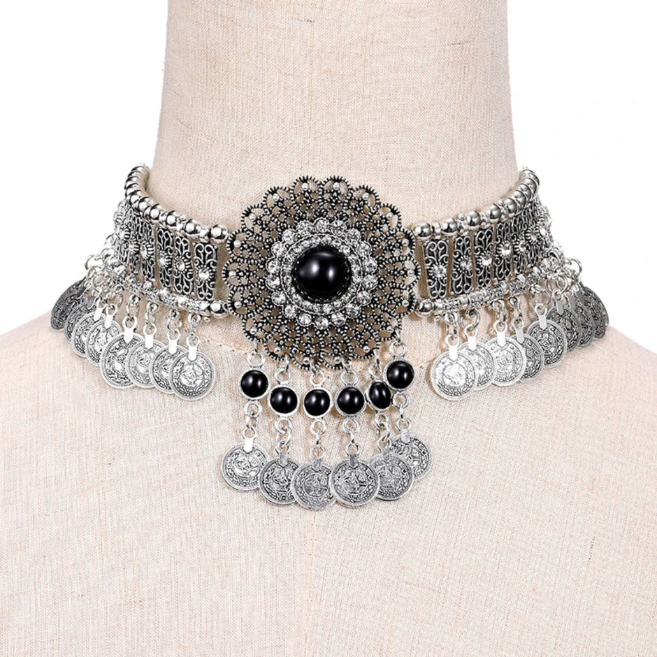 Crystal Beaded Choker Necklace / Ruchi