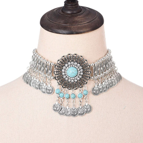 Round Crystal Beaded Choker Necklace / Ruchi