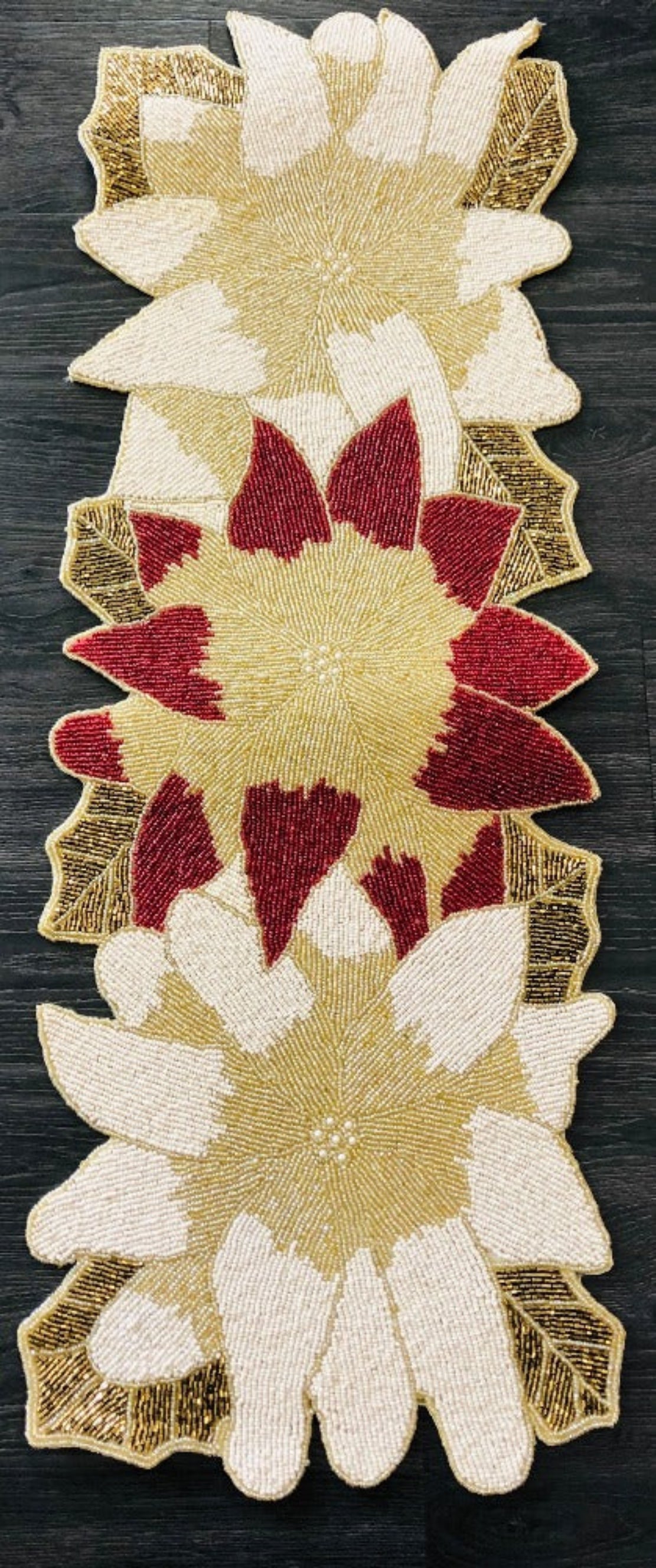 Multicolor Leaf Pattern Beaded Runner / Ruchi