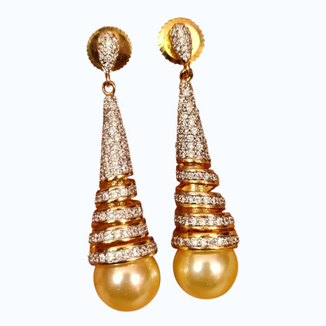 Spiral Design Cubic Zirconia Pearl Earrings / Ruchi