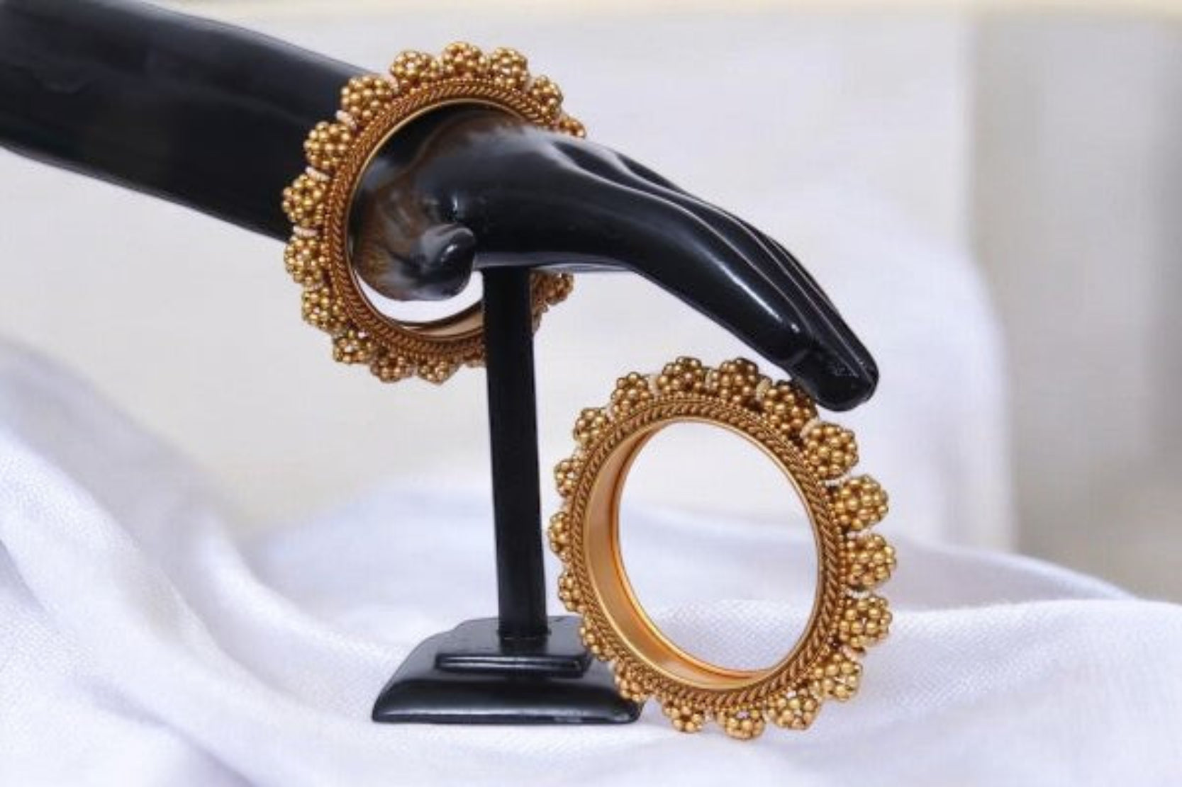 Traditional Indian Metal Bangles Set For Women / Ruchi