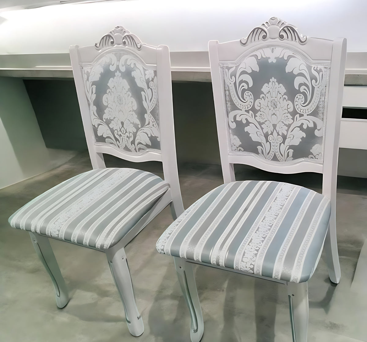 Modern Dining Chairs Set of 6 / Ruchi 