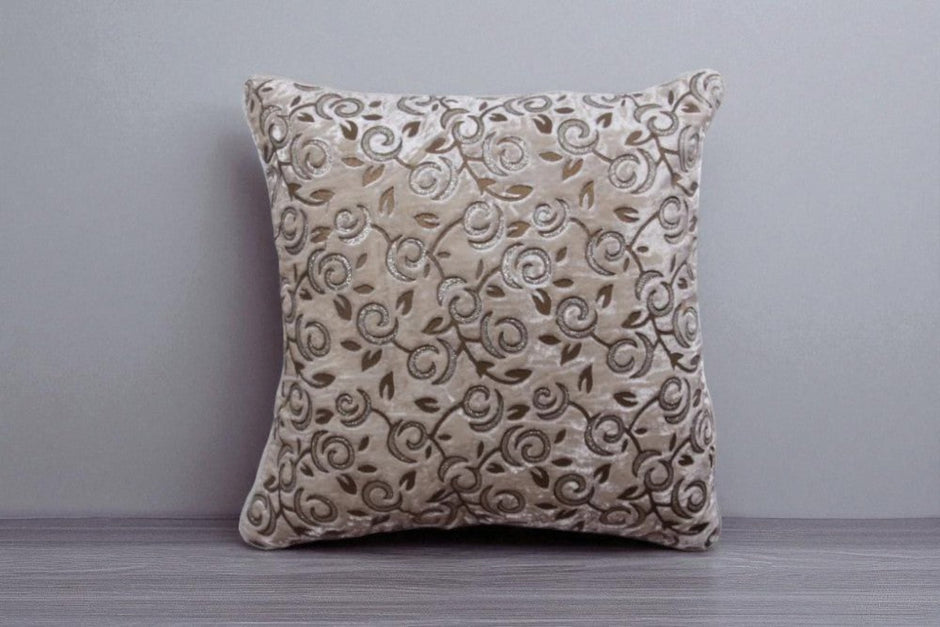 Luxurious Home Furnishing Velvet Cushion Covers / Ruchi