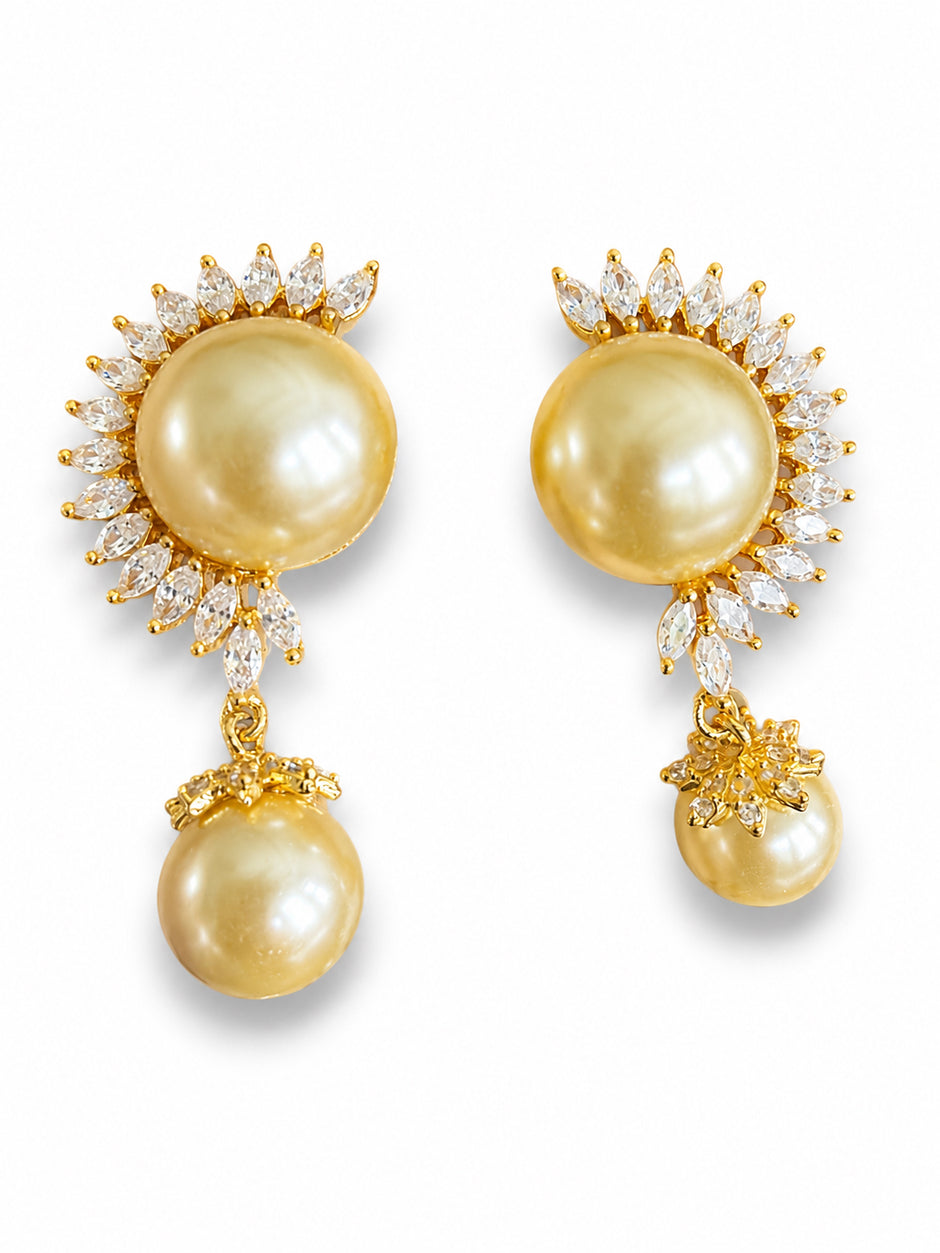 Modern Cubic Zirconia Metal Dangler Pearl Earrings / Ruchi
