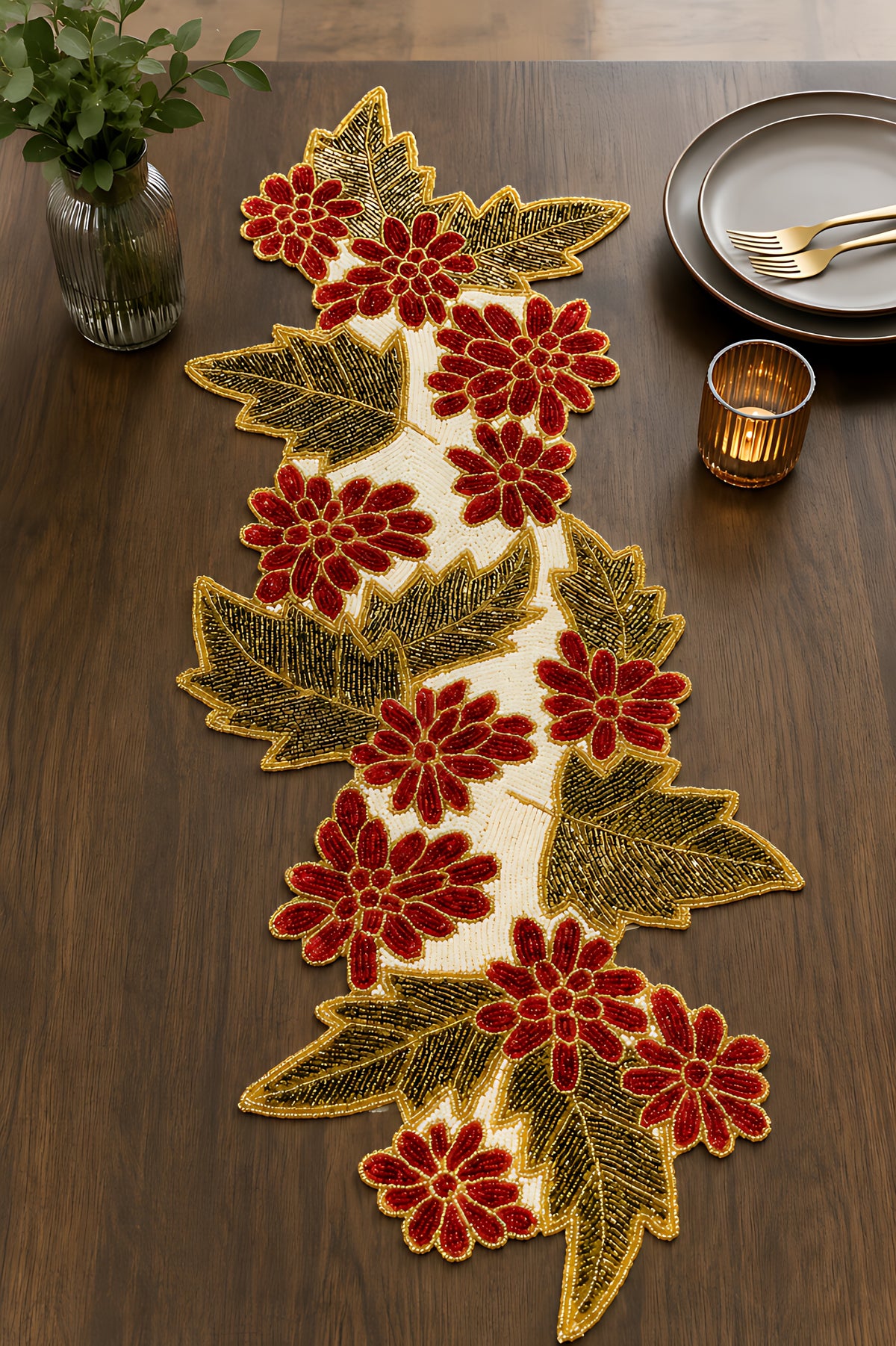 Leaf Floral Embroidered Beaded Runner / Ruchi