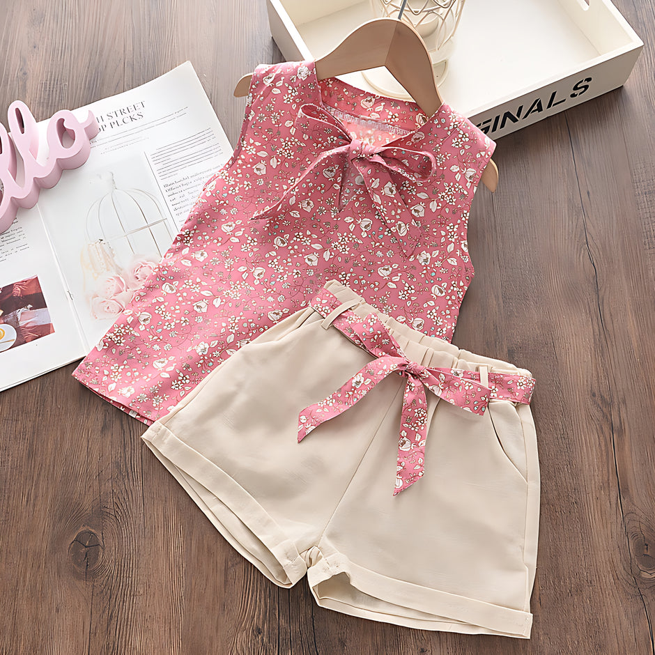 Baby Girls Cute Vest and Shorts Sets For Summers / Ruchi