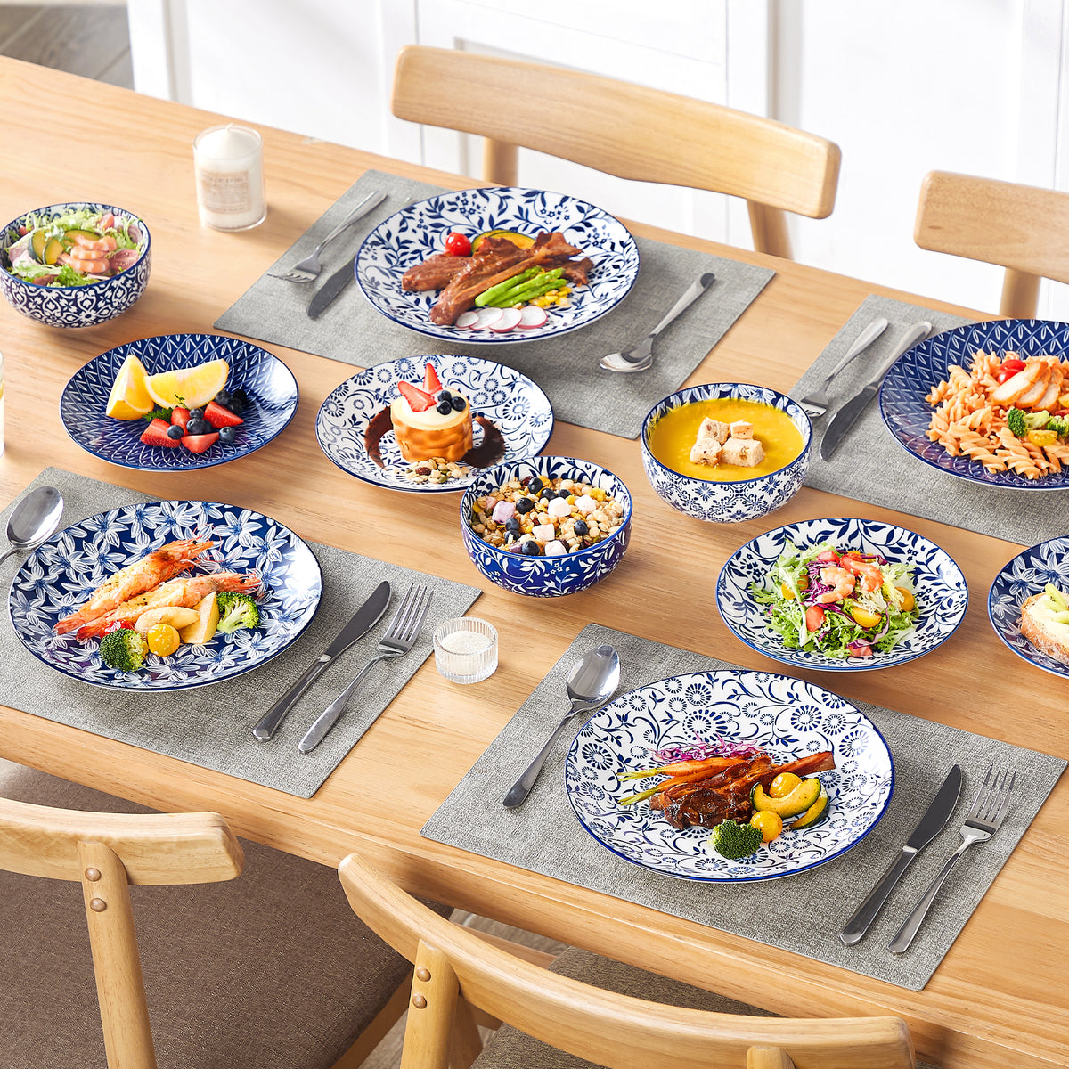 Blue Floral Pattern Porcelain Ceramic Dinnerware Set / Ruchi 