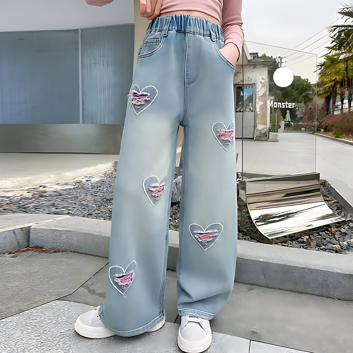 Wide-Leg Design Embroidered Denim Jeans For Girls / Ruchi