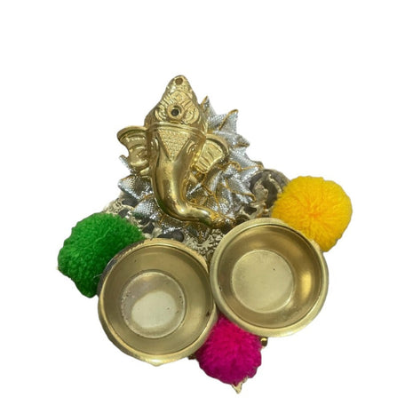 Rakhi Thali Set With Flower Vase / Ruchi