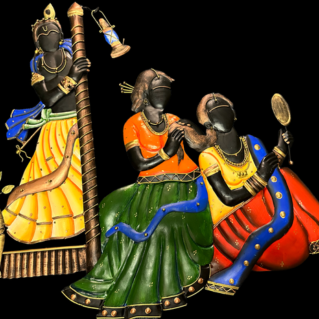 Metal Wall Decor Of Krishna And Radha / Ruchi
