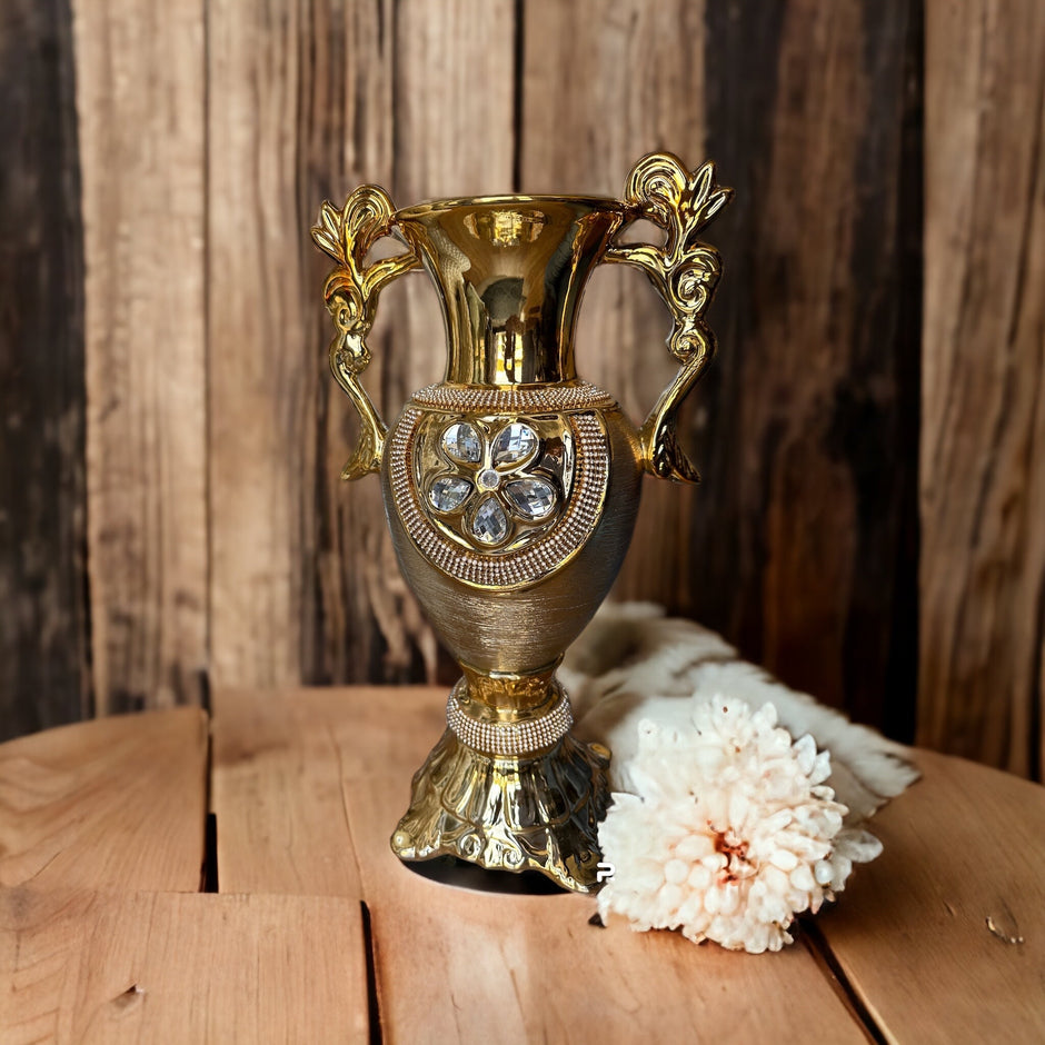 Antique Gold Trophy Flower Vase / Ruchi