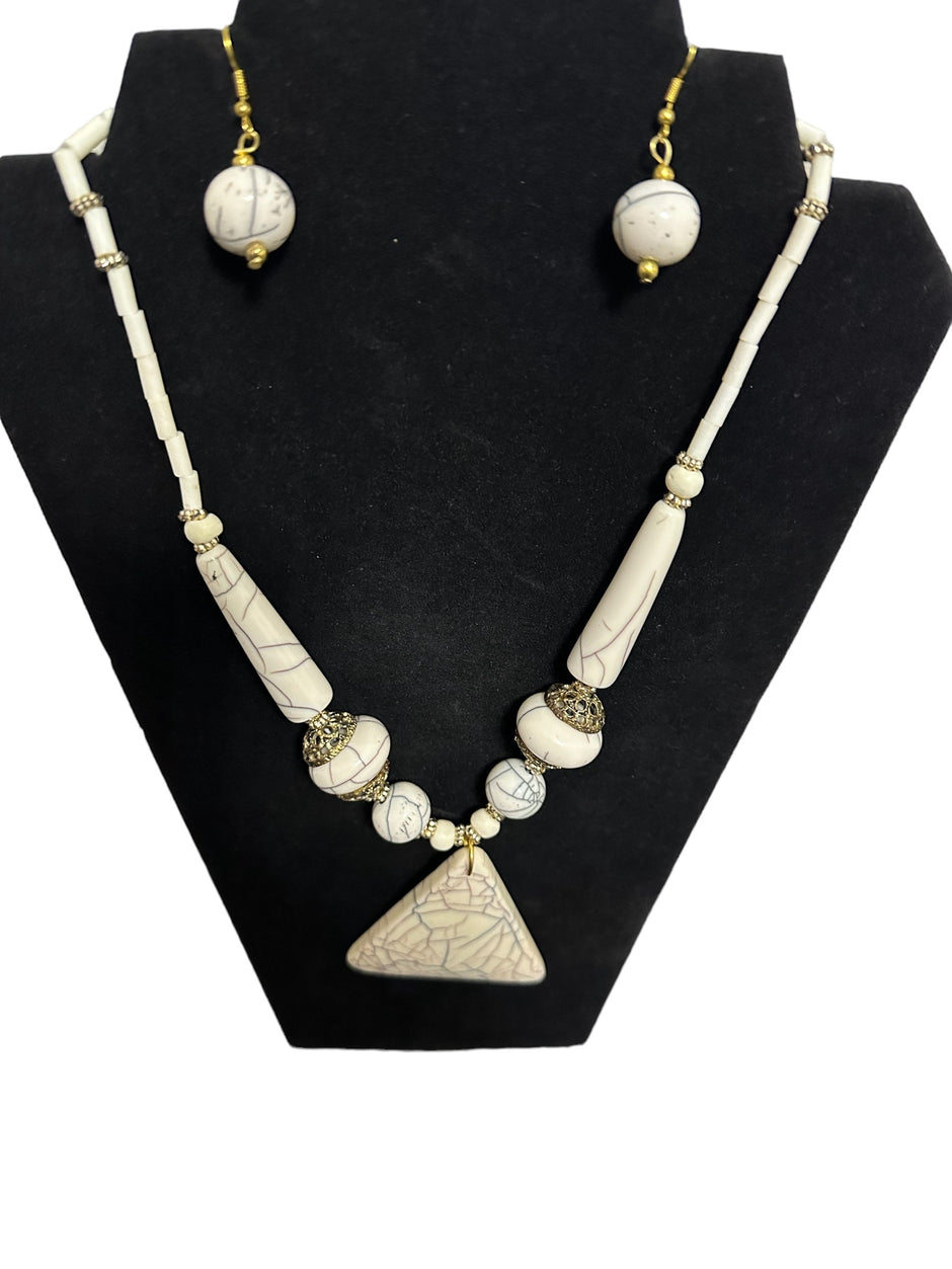White Coral Beaded Necklace And Earrings Set / Ruchi