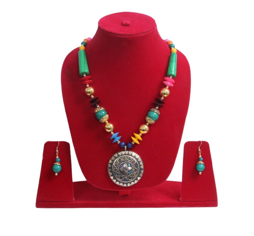Big Stone Pendant Multicolored Wooden Beaded Necklace And Earrings Set / Ruchi