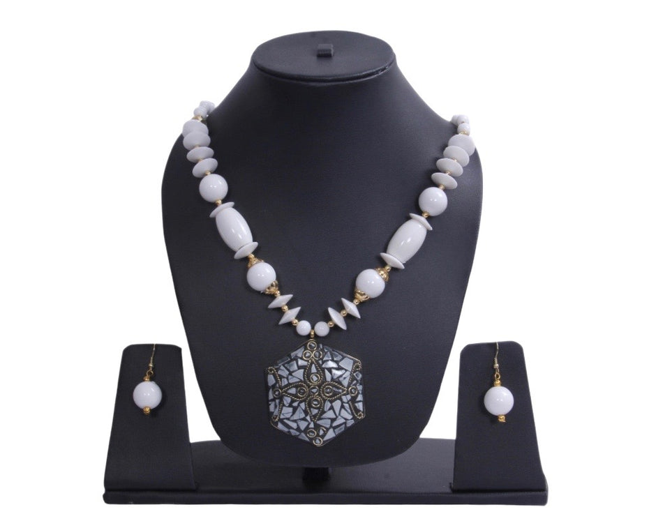 Hexagonal Pendant White Beaded Necklace Set / Ruchi