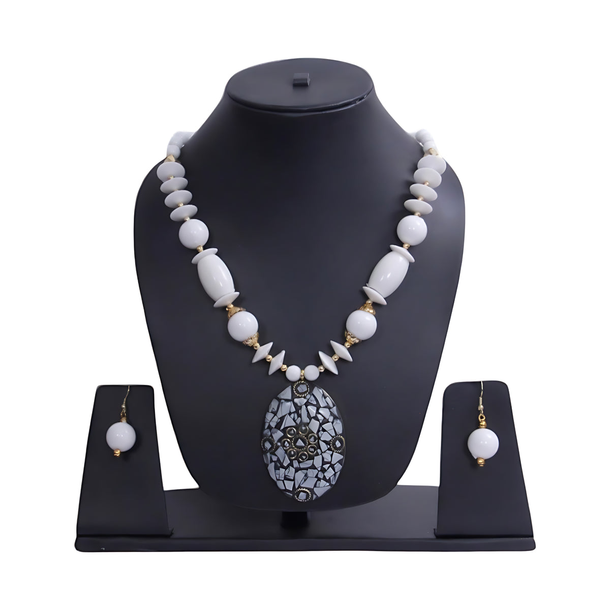 White Beaded Wooden Necklace Set / Ruchi