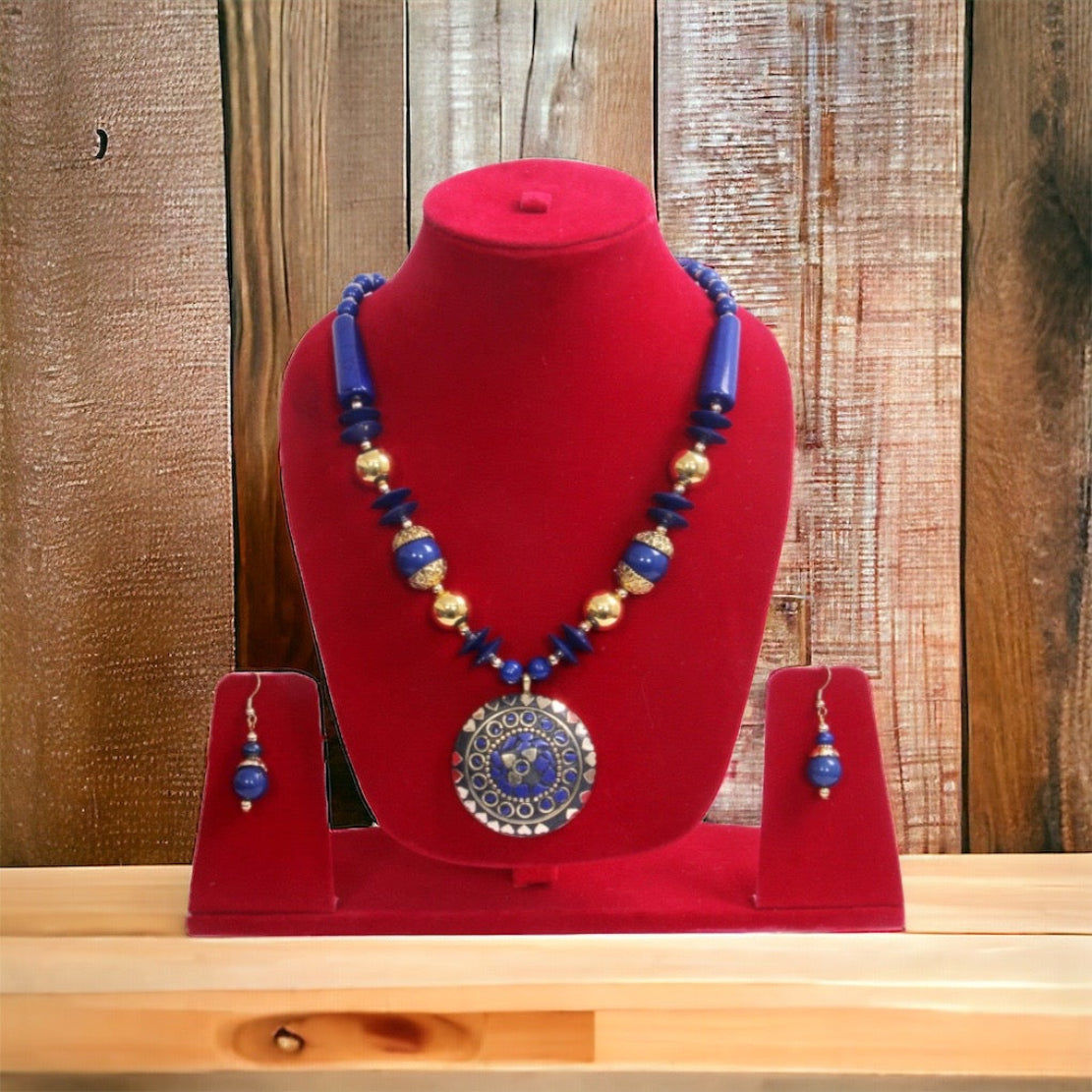 Blue Pendant Beaded Jewelry Set / Ruchi