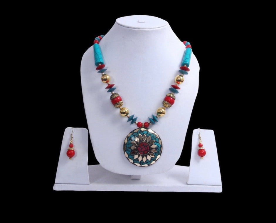 Vibrant Round Wooden Beaded Necklace Set / Ruchi